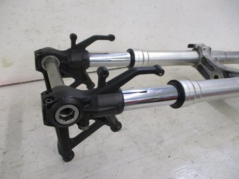 07 Kawasaki ZX6R Ninja P Forks Lower Triple Tree Axle Front 44071